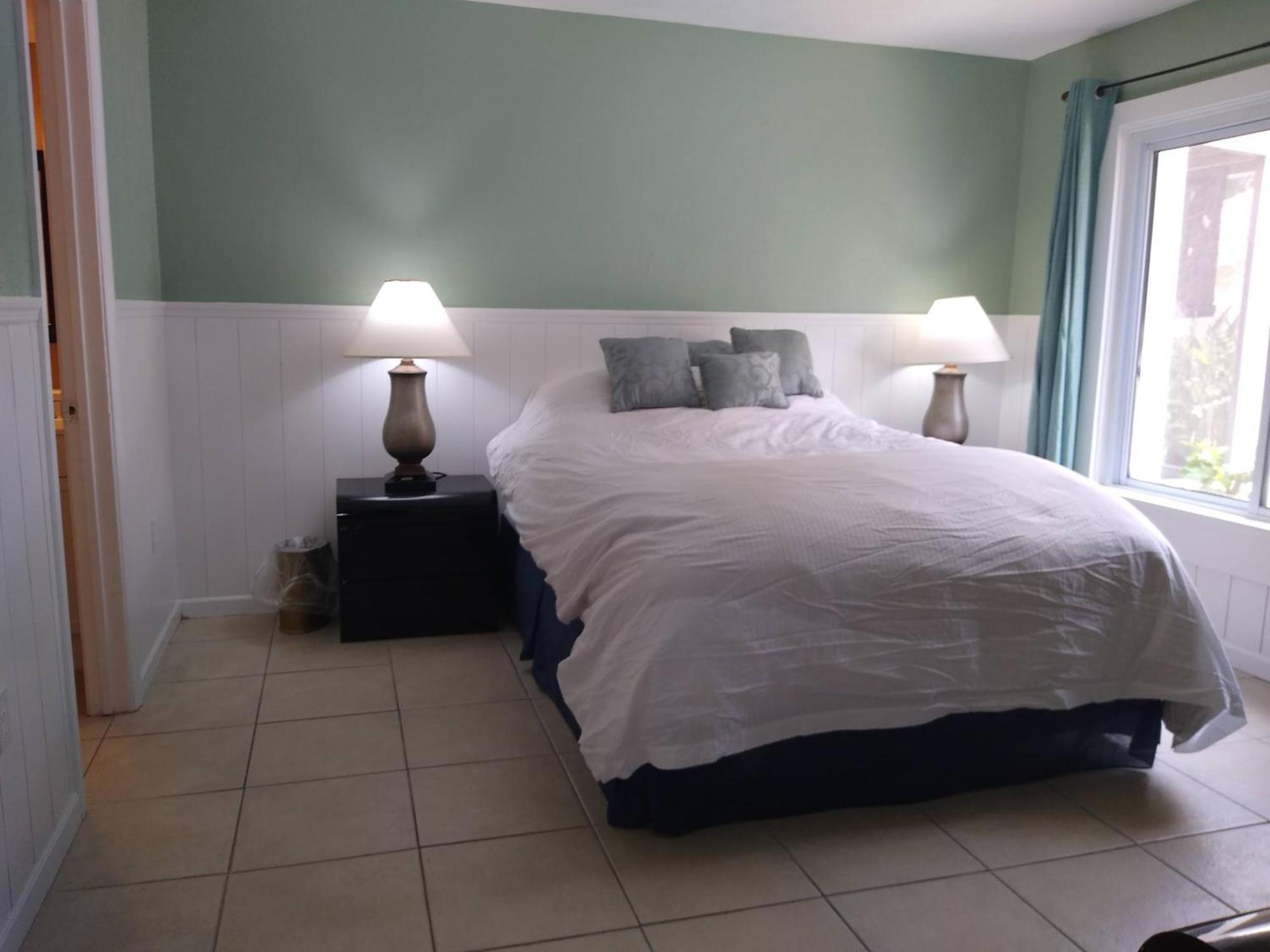 Affordable Two Bedroom Tropical Condo - Private Beach, Pools, Hot Tub Sint-Petersburg Buitenkant foto